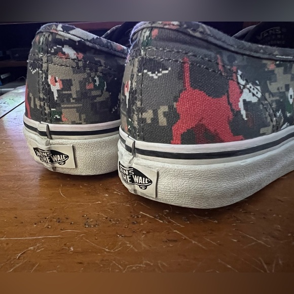 Vans x Nintendo Authentic Duck Hunt Limited Edition size 6 - Picture 4 of 5